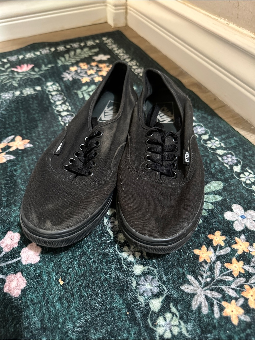 Vans low top